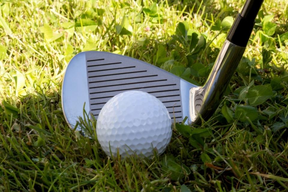 9-Iron vs. Pitching Wedge, Benefits of using a 9-Iron Golf Club